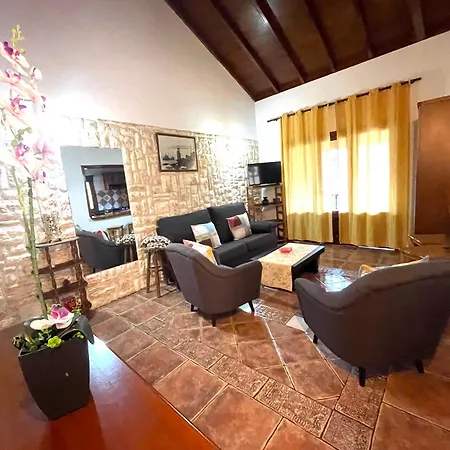 Santa Catalina Kır Evi